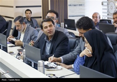 افتتاح مرکز خدمات سرمایه‌گذاری چهارمحال و بختیاری