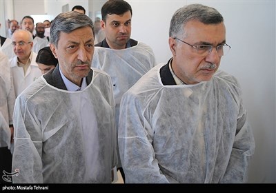  سید پرویز فتاح رئیس ستاد اجرایی فرمان امام و محمدرضا ظفرقندی وزیر بهداشت، درمان و آموزش پزشکی
