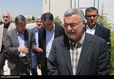  سید پرویز فتاح رئیس ستاد اجرایی فرمان امام و محمدرضا ظفرقندی وزیر بهداشت، درمان و آموزش پزشکی