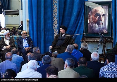 دیدار اعضای ستاد مرکزی بزرگداشت امام خمینی(س) با حجت الاسلام و المسلمین «سید حسن خمینی» یادگار امام(ره)