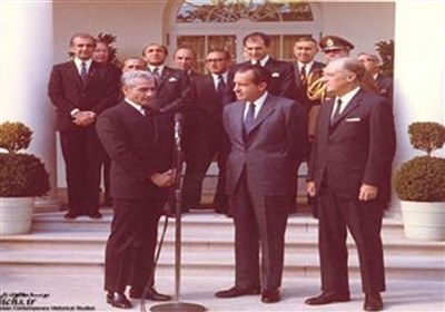 روایت خیانت پهلوی؛ افساد به نیابت از آمریکا، با پول‌ ایران