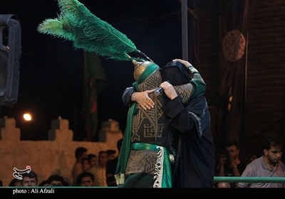 تعزیه شهادت حضرت علی‌اکبر(ع) در شب پنجم سوگواره ملی تعزیه ده زیار
