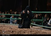 تعزیه شهادت حضرت علی‌اکبر(ع) در شب پنجم سوگواره ملی تعزیه ده زیار