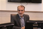 ضرورت رفع نواقص چمنهای مصنوعی ورزشی و فرهنگسراهای همدان
