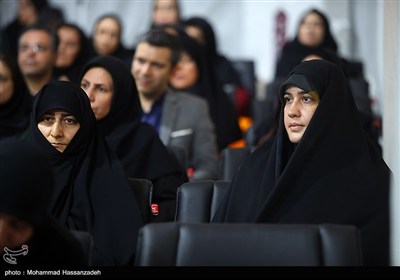 گردهمایی موسسات فعال در اموزش زبان فارسی