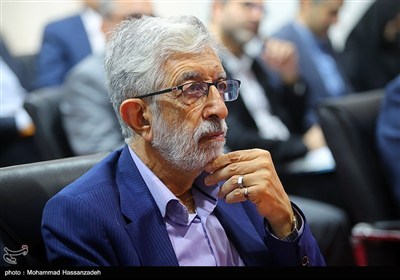 گردهمایی موسسات فعال در اموزش زبان فارسی