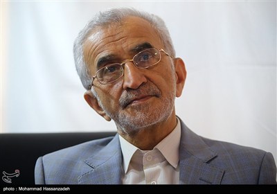 گردهمایی موسسات فعال در اموزش زبان فارسی