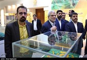 بازدید مدیران خبرگزاری تسنیم از نمایشگاه آستان قدس رضوی