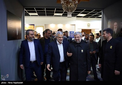 بازدید مدیران خبرگزاری تسنیم از نمایشگاه آستان قدس رضوی