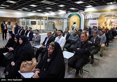 بازدید مدیران خبرگزاری تسنیم از نمایشگاه آستان قدس رضوی