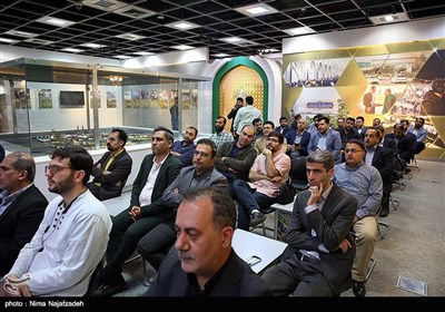 بازدید مدیران خبرگزاری تسنیم از نمایشگاه آستان قدس رضوی