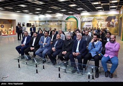بازدید مدیران خبرگزاری تسنیم از نمایشگاه آستان قدس رضوی