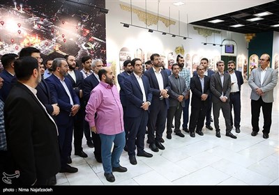 بازدید مدیران خبرگزاری تسنیم از نمایشگاه آستان قدس رضوی