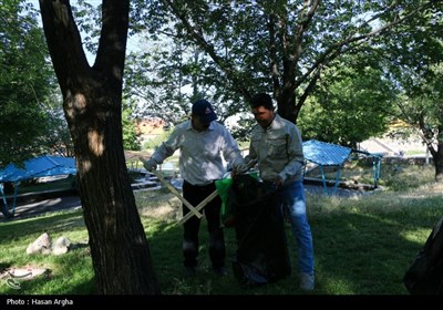 جمع آوری زباله در منطقه گردشگری ائل داغی زنجان
