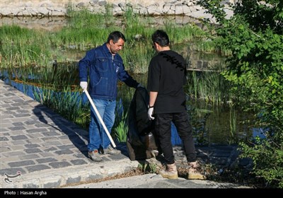 جمع آوری زباله در منطقه گردشگری ائل داغی زنجان
