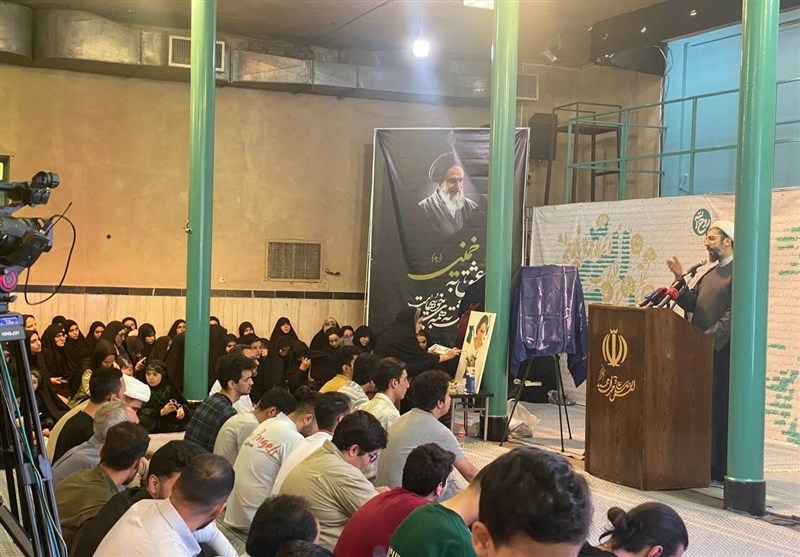  مسئولیت دانشگاهیان؛ تبیین جایگاه امام برای نسل امروز است 