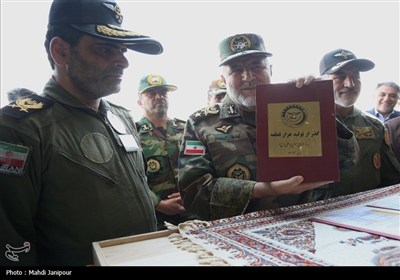 همایش گذر از هزار قطعه هوایی تولیدی در هوانیروز اصفهان