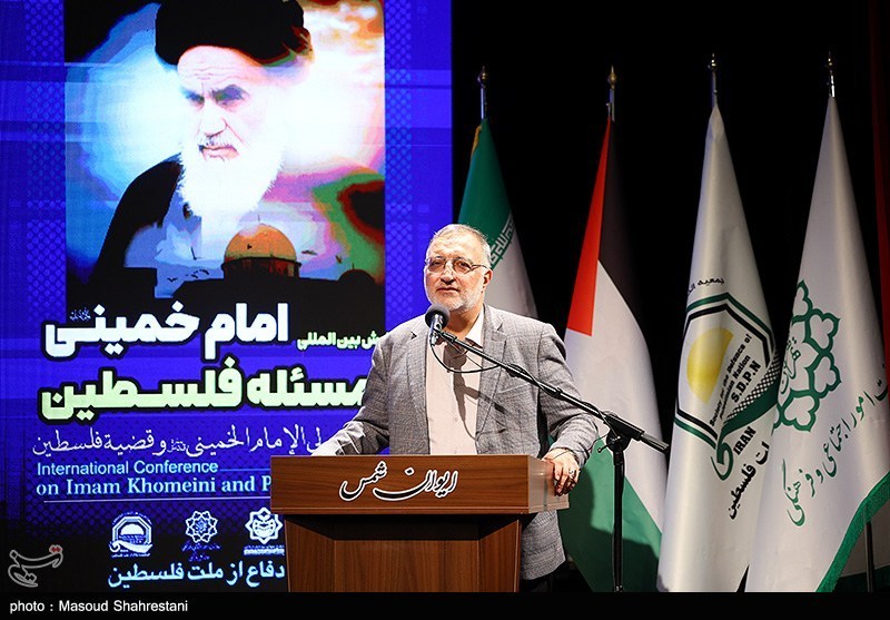 امام خمینی(ره)مبارزه با اسرائیل را معیار حق و باطل دیدند