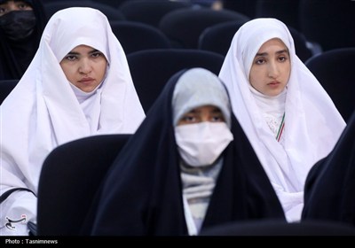 نشست صمیمی با نوجوانان و جوانان حاضر در حج 1404