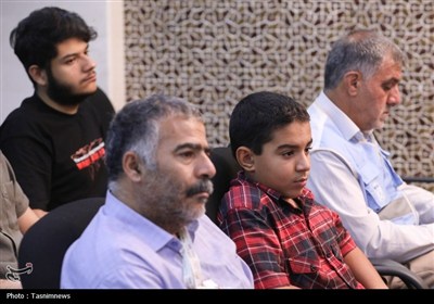 نشست صمیمی با نوجوانان و جوانان حاضر در حج 1404