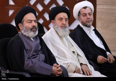 نشست صمیمی با نوجوانان و جوانان حاضر در حج 1404