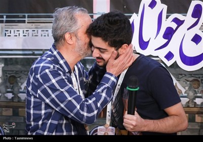 نشست صمیمی با نوجوانان و جوانان حاضر در حج 1404