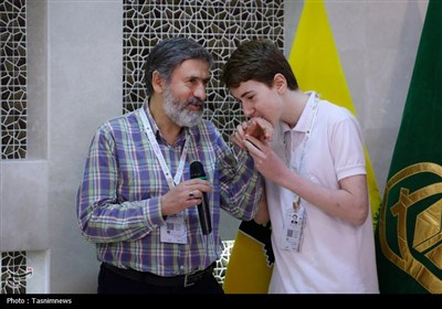 نشست صمیمی با نوجوانان و جوانان حاضر در حج 1404