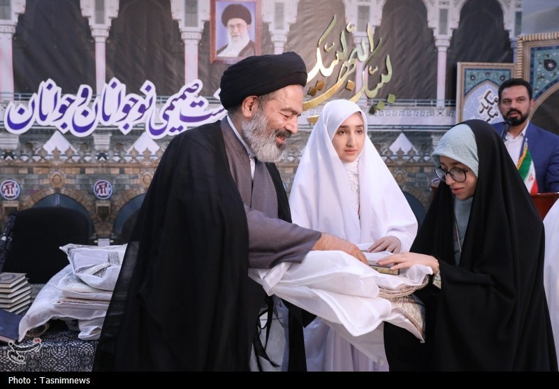  نوجوانان در سرزمین وحی 