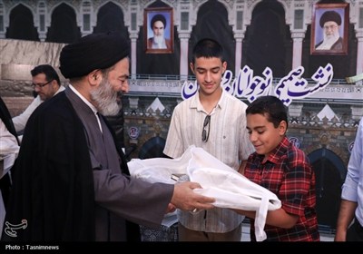 نشست صمیمی با نوجوانان و جوانان حاضر در حج 1404