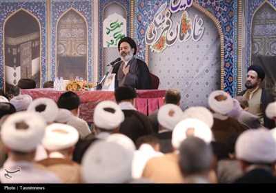 همایش خادمان فرهنگی