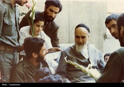 امام،رزمندگان،مقدس،دفاع،معنوي،پيوند،عاطفي،محمدي،خميني،ره،پيا ...