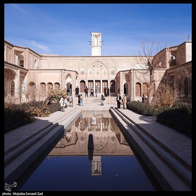 خانه تاریخی بروجردی ها در کاشان