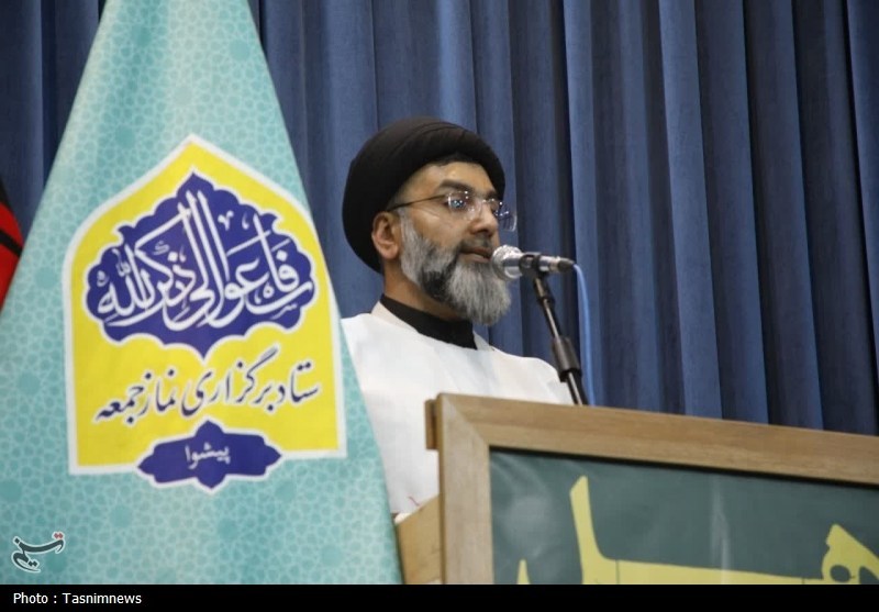 پرچم وحدت در دیار ۱۵خرداد برافراشته شد
