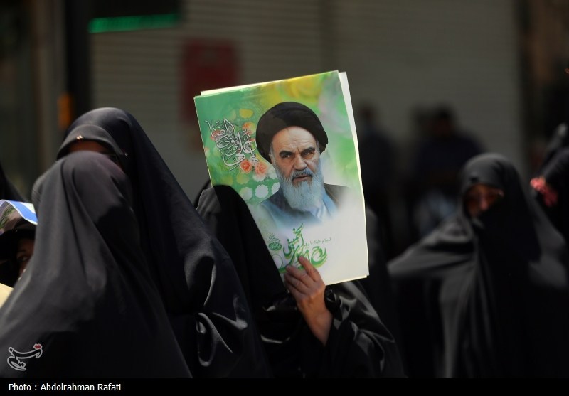 لزوم بهره مندی از آموزه‌های حکمرانی در مکتب امام روح‌الله