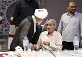 دیدار نماینده ولیفقیه در سپاه با خانوادههای شهدای راسک