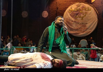 اجرای باشکوه مجلس حضرت علی اکبر (ع) در شب ارتحال امام خمینی( ...