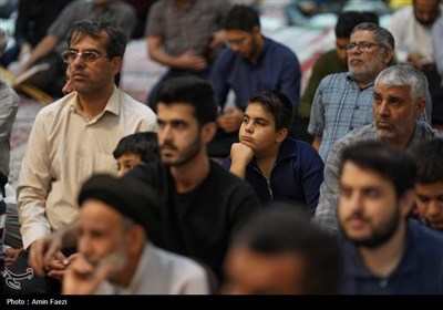 یادواره شهدای 15 خرداد و بندر شهید رجایی در حرم شاهچراغ