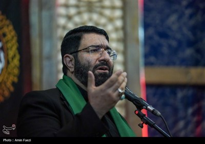 یادواره شهدای 15 خرداد و بندر شهید رجایی در حرم شاهچراغ