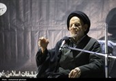 امام خمینی(ره) حاکمیت و استقلال را به مردم بازگرداند