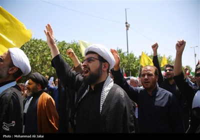راهپیمایی یوم الله 15 خرداد در قم- عکس خبری تسنیم