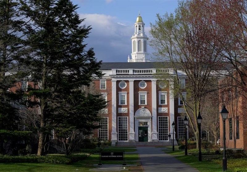 Trump Blocks Entry of Foreign Students at Harvard in Escalating Crackdown on Elite Universities