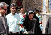 استقبال قهرمان دوومیدانی آسیا در حرم هلال بن علی