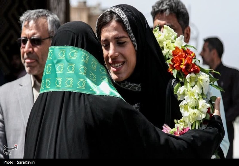 استقبال از قهرمان دوومیدانی آسیا در حرم هلال بن علی+تصاویر