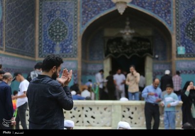 مراسم دعای عرفه در حرم حضرت معصومه(س)