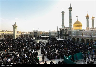 مراسم دعای عرفه در حرم حضرت معصومه(س)