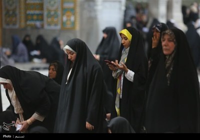 مراسم دعای عرفه در حرم حضرت معصومه(س)