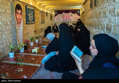 مراسم دعای عرفه در کهف الشهدا