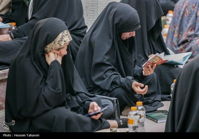 مراسم دعای عرفه در کیش 