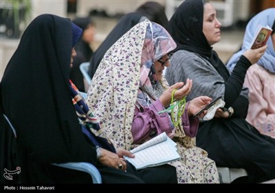 مراسم دعای عرفه در کیش 