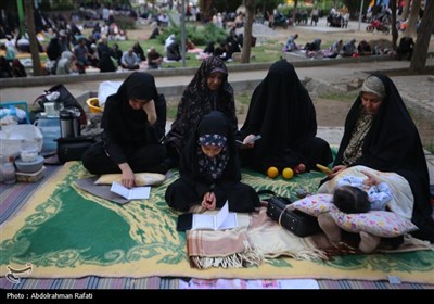 مراسم دعای عرفه در اصفهان و همدان